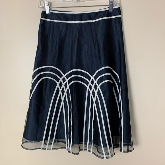 ANN TAYLOR • Skirt - Picture 2 of 7